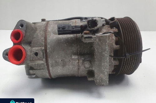 Renault Captur 0.9 TCe SPRĘŻARKA KLIMATYZACJI pompa 926000734R