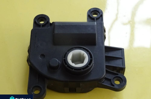 SILNICZEK NAWIEWU NAGRZEWNICY HYUNDAI VELOSTER, H40073-0880 NR674