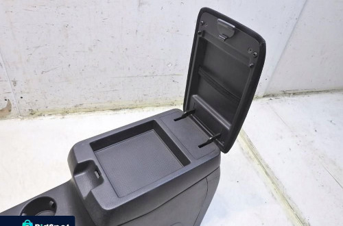 TUNEL ŚRODKOWY PODŁOKIETNIK HYUNDAI SANTA FE II 84611-2B100