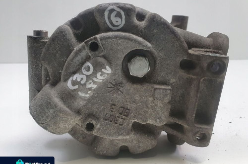 Volvo S40 II V50 1.8 2.0 16V SPRĘŻARKA KLIMATYZACJI 6M5H-19D629-AD