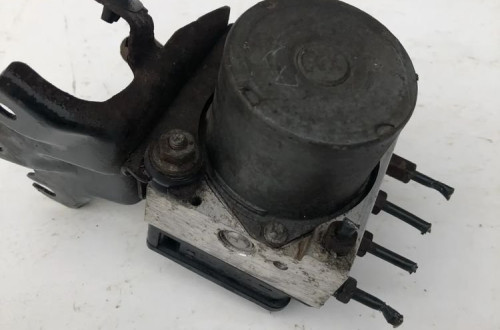 POMPA HAMULCOWA STEROWNIK ABS TOYOTA AURIS E15 I 0265800527 F-VAT