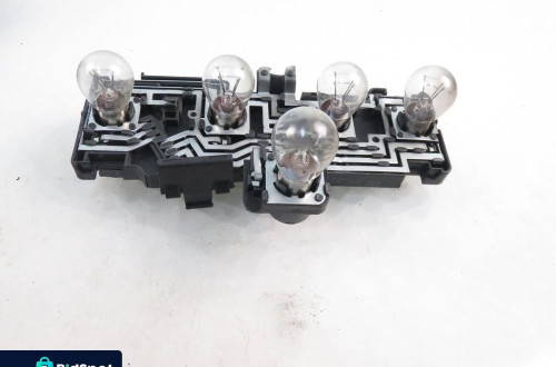 WKŁAD LAMPY LEWY TYŁ VW PASSAT B5 FL 3B9945257B