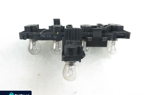 WKŁAD LAMPY LEWY TYŁ VW PASSAT B5 FL 3B9945257B