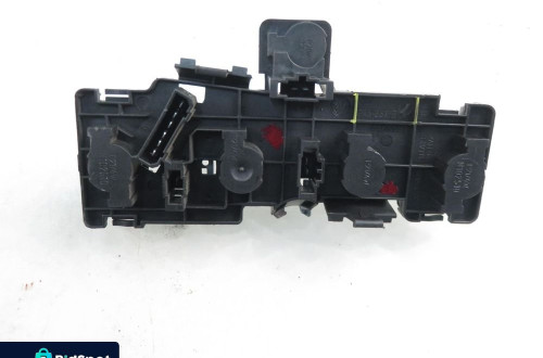 WKŁAD LAMPY LEWY TYŁ VW PASSAT B5 FL 3B9945257B
