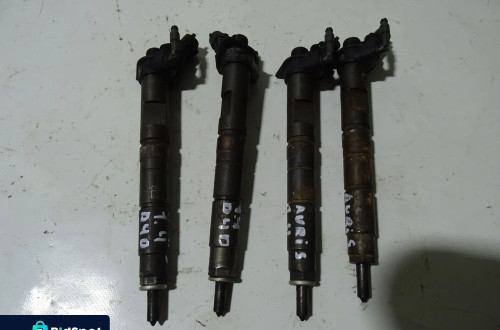 WTRYSK WTRYSKIWACZ TOYOTA AURIS I E15 LIFT YARIS COROLLA 23670-33051 1.4 D4D F-VAT