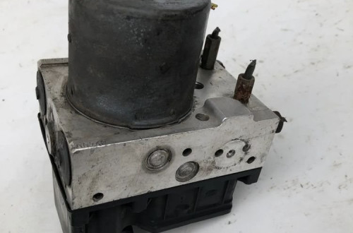 POMPA HAMULCOWA STEROWNIK ABS TOYOTA COROLLA AVENSIS T25 0265950130  F-VAT