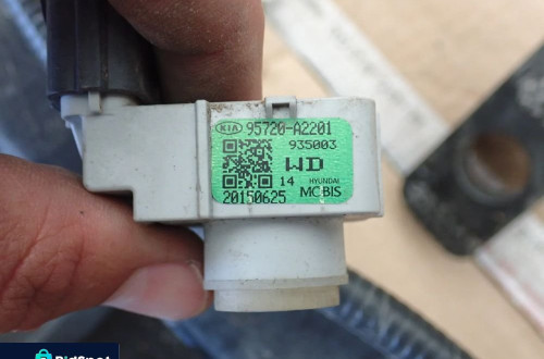 KIA PRO CEED II LIFT 15-18 CZUJNIK PARKOWANIA 95720-A2201