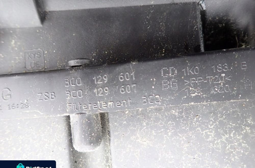 VW PASSAT B6 05-10 OBUDOWA FILTRA POWIETRZA