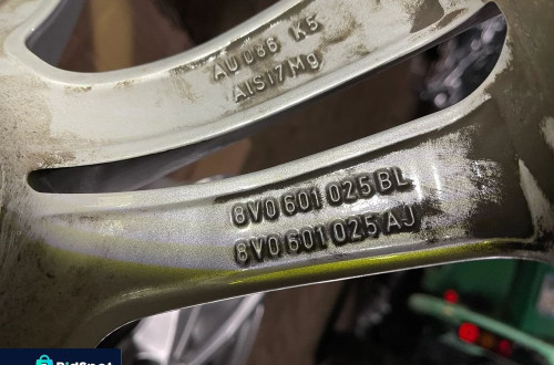 FELGA ALUFELGA 18 AUDI JAK NOWA A3 8V 5X112 ET51 7.5J 8V0601025BL 8V0601025BL