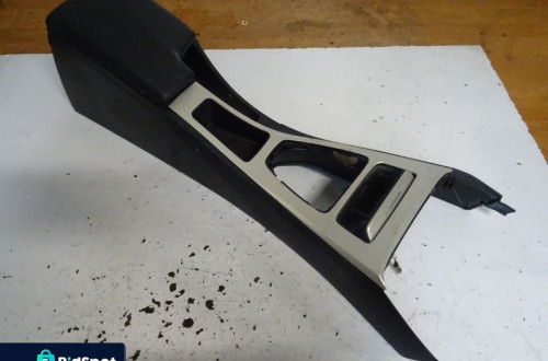 podłokietnik bmw e90