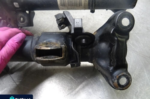 MERCEDES W212 LIFT 09-16 2.2CDI SEDAN AMORTYZATOR PRZÓD PRZEDNI LEWY PRAWY
