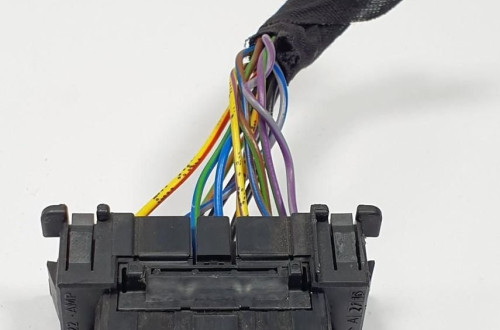 GNIAZDO DIAGNOSTYCZNE OBD2 DISCOVERY SPORT L550