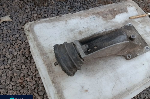 BMW E39 2.5B LAPA PODPORA PODUSZKA SILNIKA LEWA 1092973