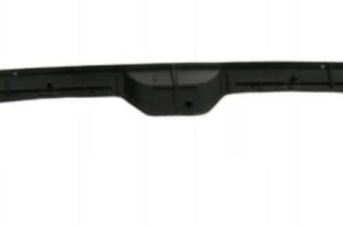 AUDI A4 B9 USZCZELKA MASKI POKRYWY SILNIKA 8W0823124