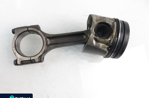 TŁOK KORBOWÓD OPEL VIVARO A 2.0 CDTI  10653 M9R 782