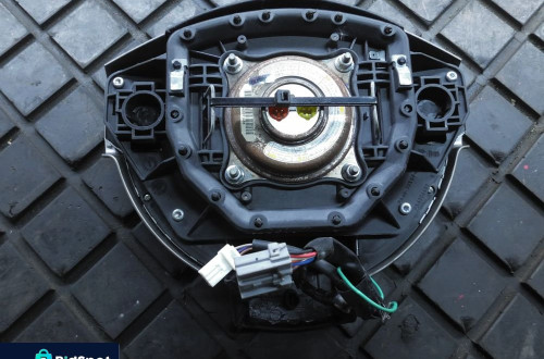 Poduszka kierowcy Nissan Qashqai J10 06-09