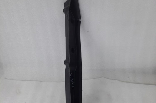 MERCEDES W222 WYGŁUSZENIE BŁOTNIKA LEWY PRZÓD