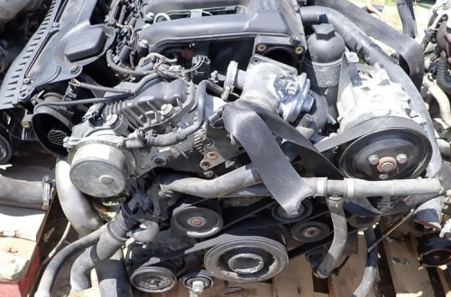 BMW E60 3.0D M57 218 KM ŻELIWNY BLOK SILNIK KOMPLETNY