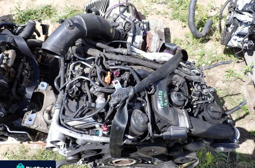 VOLKSWAGEN TOUAREG 3.0 TDI V6 CJM SILNIK GOŁY SŁUPEK