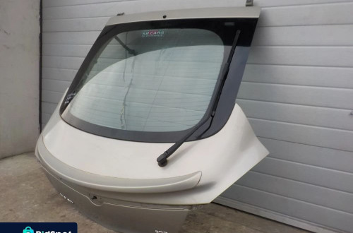 OPEL INSIGNIA KLAPA BAGAŻNIKA Z176