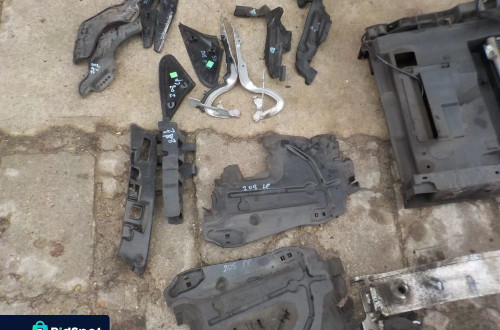PEUGEOT 208 PRZÓD MASKA ZDERZAK BŁOTNIKI EZR