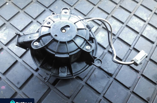 OPEL ASTRA J IV DMUCHAWA WENTYLATOR U7253002