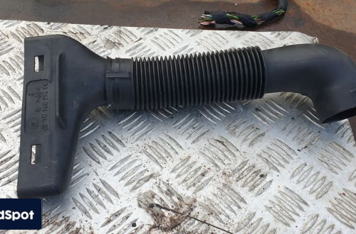 MERCEDES W169 PRZEWOD WLOT rura dolot  POWIETRZA a2660940487