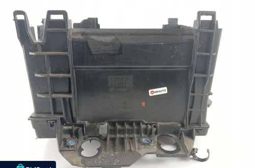 OBUDOWA AKUMULATORA RENAULT CLIO III 8200314272