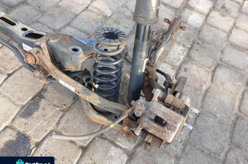 BELKA ZAWIESZENIA TYŁ TYLNA IX35