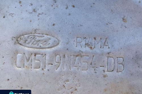 OSŁONA TERMICZNA KOLEKTORA CM51-9N454-DB FORD FOCUS MK3 FIESTA MK7 F-VAT