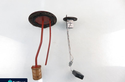 PŁYWAK MITSUBISHI PAJERO II 2.5 TD