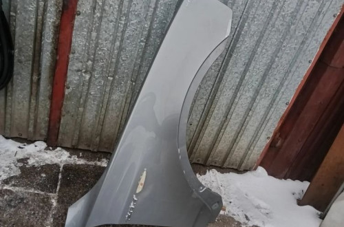 bmw x3 e83 lift blotnik przod przedni prawy silbergrau