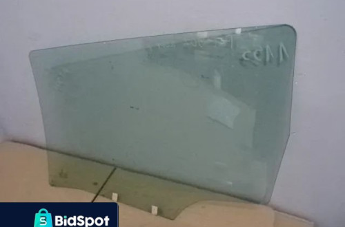SZYBA DRZWI PRAWY TYŁ PEUGEOT 307 KOMBI NR1155