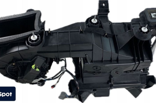 U4 ORYGINAŁ DODGE CHARGER 5.7 2015- NAGRZEWNICA DMUCHAWA 68340550AA