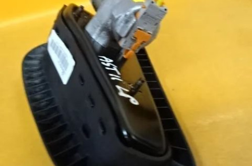PODUSZKA FOTELA LEWY PRZÓD OPEL ASTRA II KOMBI NR4