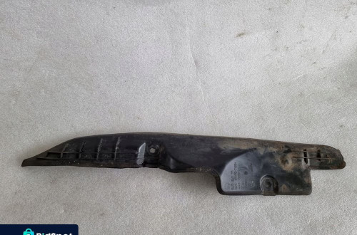 LEWA OSŁONA WYGŁUSZENIE BŁOTNIKA FABIA II ROOMSTER