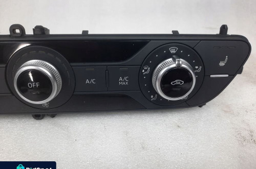 AUDI A4 8W B9 PANEL KLIMATYZACJI 8W0820043M