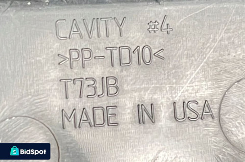 U3 FORD F150 2015- 5.0 PRAWY ŚLIZG MOCOWANIE LAMPY PRZÓD FL34