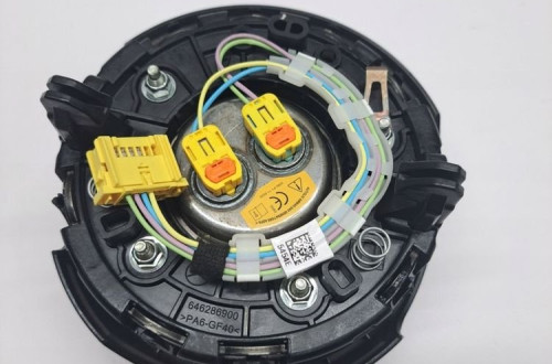 PODUSZKA PASAŻERA AIRBAG MERCEDES W206 W213 AMG