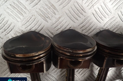 TŁOK KORBOWÓD GOLF A4 B7 A6 C6 2.0 TFSI 82P41