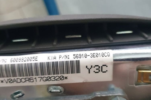 PODUSZKA KIEROWCY KIA SORENTO I 04R 56910-3E010 CQ