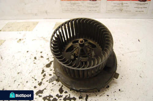 WENTYLATOR NAWIEWU 1K1819015 SKODA OCTAVIA II AUDI SEAT VW