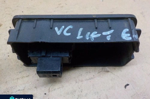 OPEL VECTRA C 1.9 D WŁĄCZNIK SZYB TYŁ