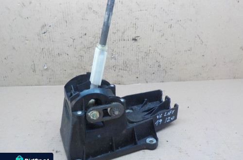 OPEL VECTRA C LIFT HB  LEWAREK WYBIERAK ZMIANY BIEGÓW 55557999