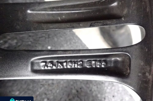 FORD 7,5J 18" ET55 5X108 GM2C-1007-A1A FELGA ALUMINIOWA