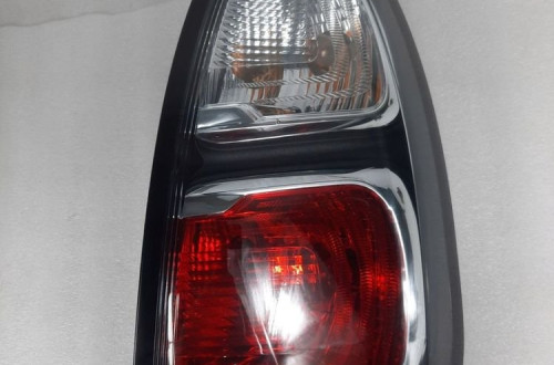 LAMPA PRAWY TYŁ TYLNIA CITROEN C3 PICASSO
