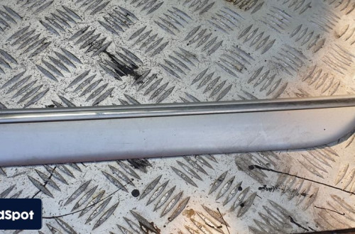 mercedes w169 listwa blotnika lewy tyl tylna lewa a1696900962