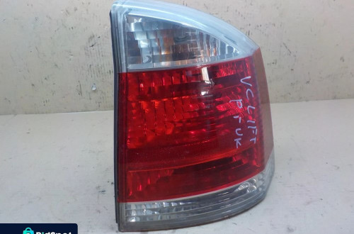 OPEL VECTRA C LIFT HB  LAMPA TYŁ PRAWA