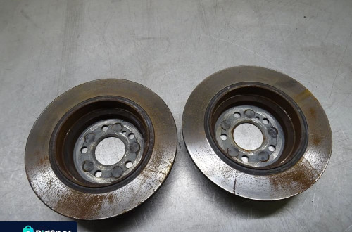 MERCEDES W212 LIFT 09-16 2.2CDI SEDAN TARCZE HAMULCOWE TYŁ TYLNE