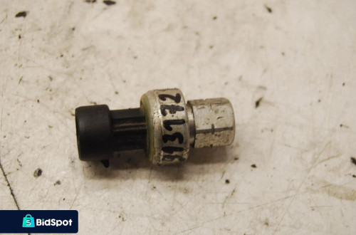 CZUJNIK CIŚNIENIA KLIMATYZACJI 9131721 OPEL CORSA D RENAULT